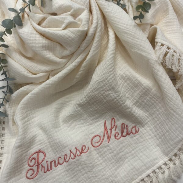 Couverture coton bio “Princesse Nélia” 120×120 cm gaze – BB Pastel