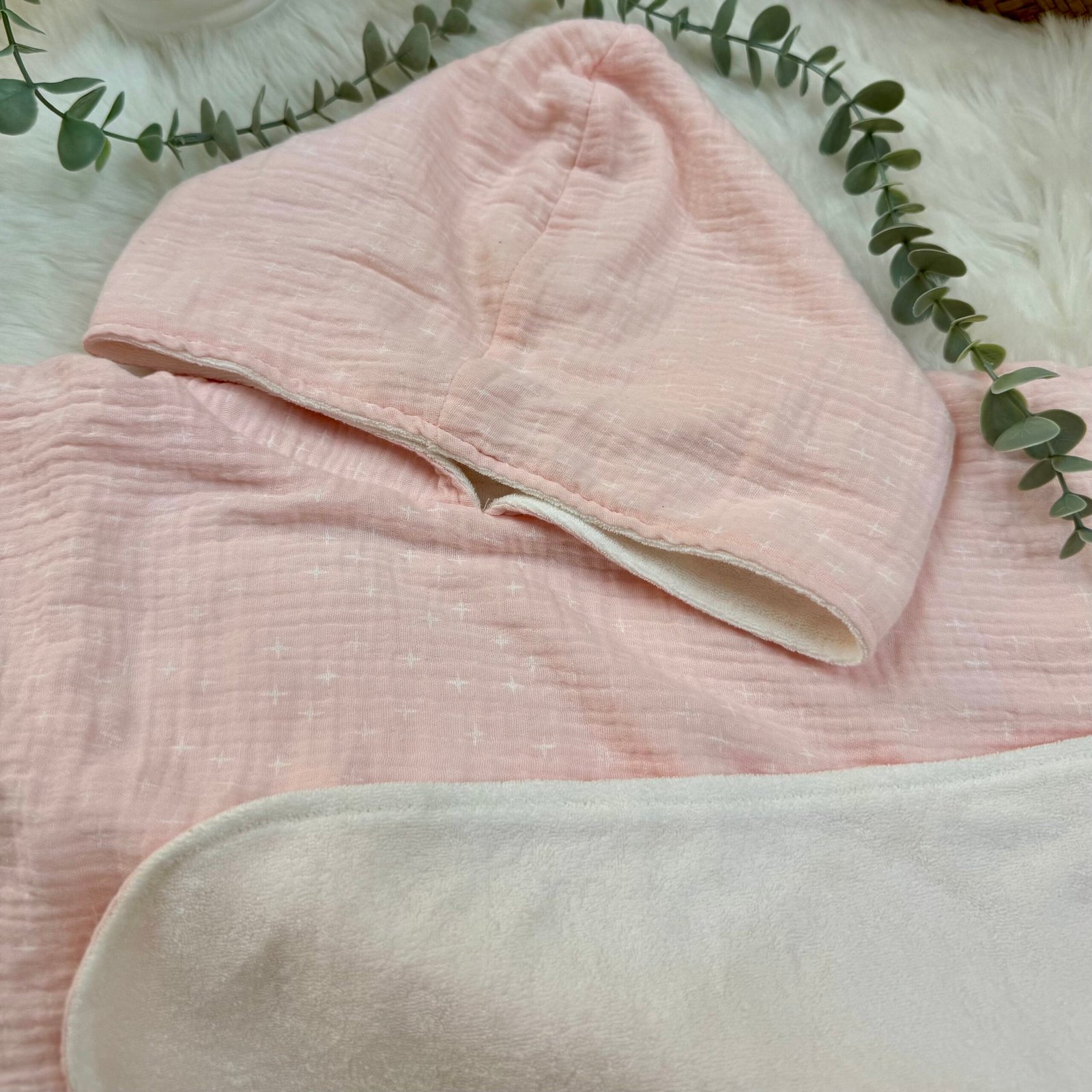 Cape de bain bébé en coton biologique ultra douce – Naturelle et écologique – Image 2